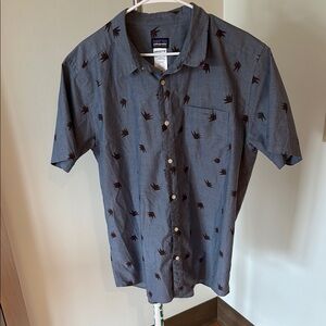 Patagonia Men's Blue Short Sleeve Shirt